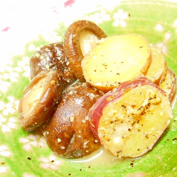 生姜効かせて❤椎茸と薩摩芋の味噌マヨ煮❤
